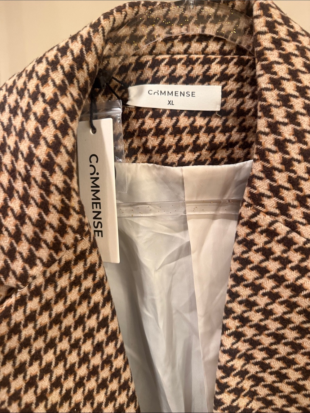 Commense Houndstooth Blazer with Wide Brown Belt. XL. 0056 - Picture 3 of 4
